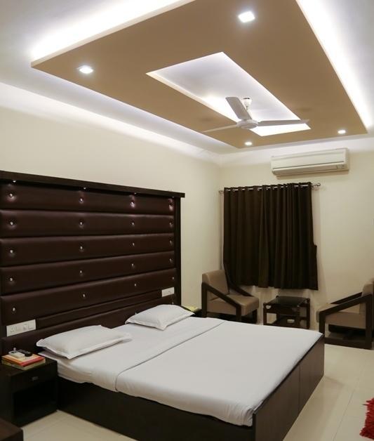 Golden Plaza Hotell Ahmedabad Eksteriør bilde